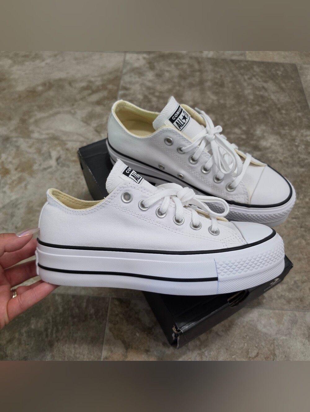 Converse Chuck Taylor All Star Lift Platform sneakers
